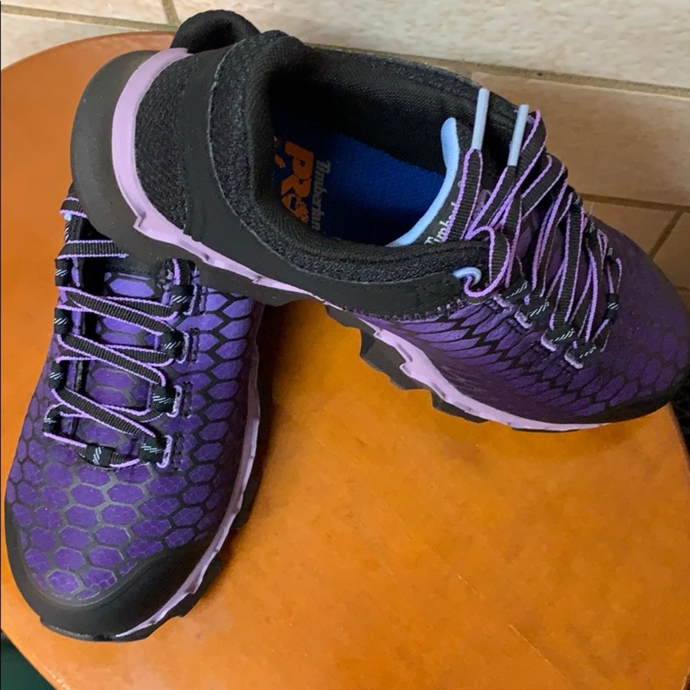 Safety Work shoes never been worn  75.00 each